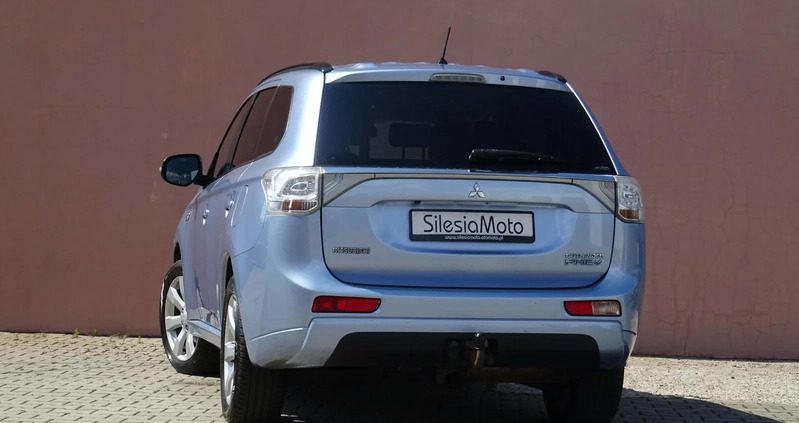 Mitsubishi Outlander cena 55900 przebieg: 212800, rok produkcji 2013 z Mikołów małe 92